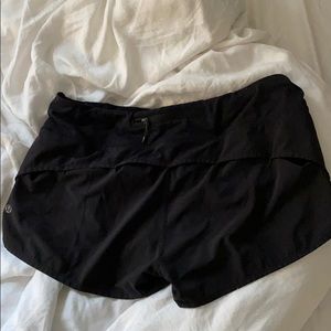 Lululemon speed up shorts black size 8